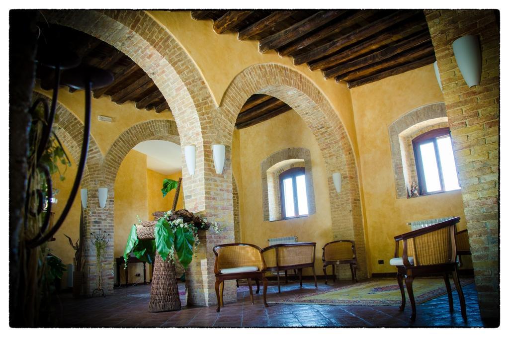 Agriturismo Sant'Agata Piana Degli Albanesi Exteriör bild