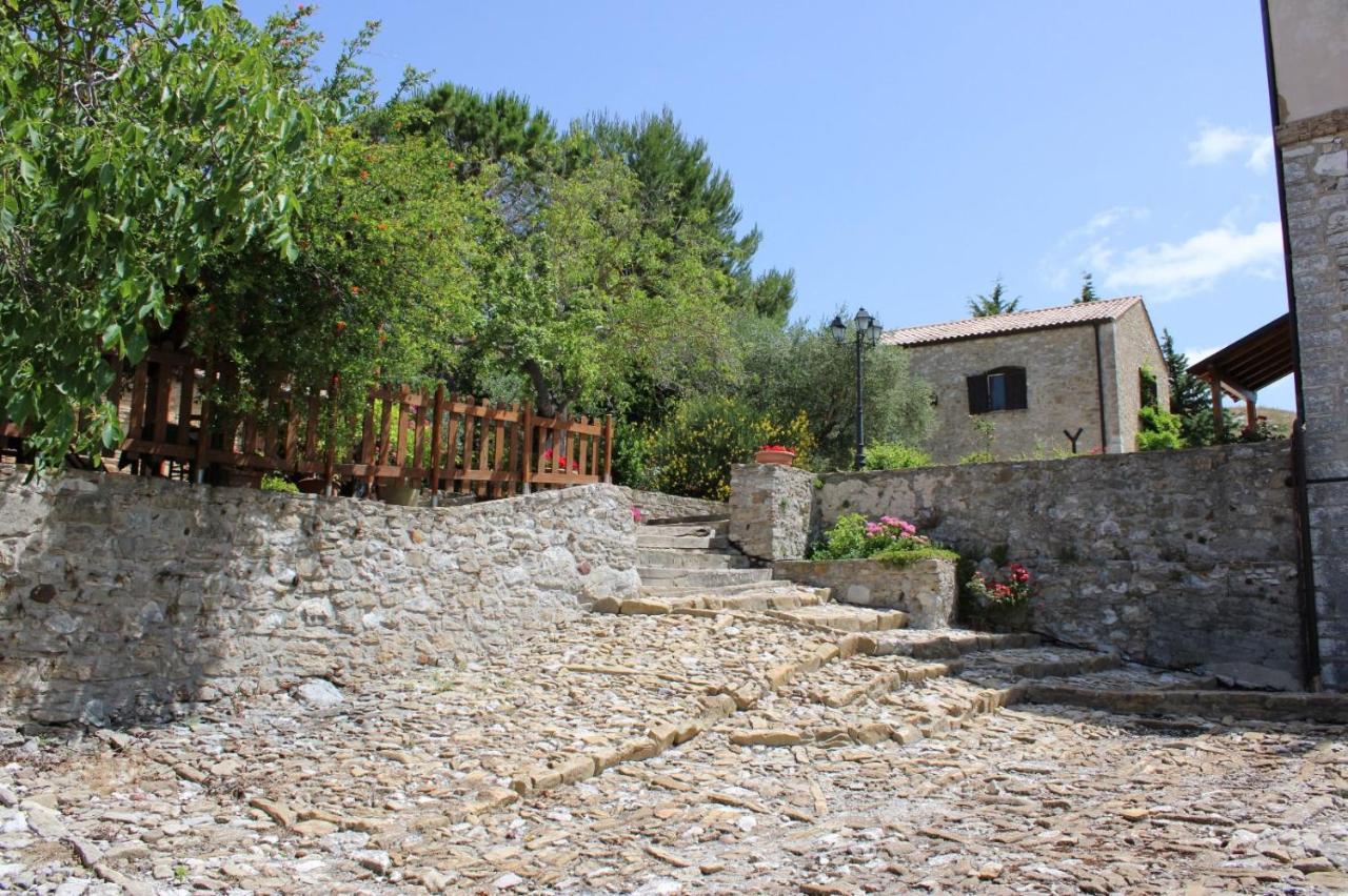 Agriturismo Sant'Agata Piana Degli Albanesi Exteriör bild