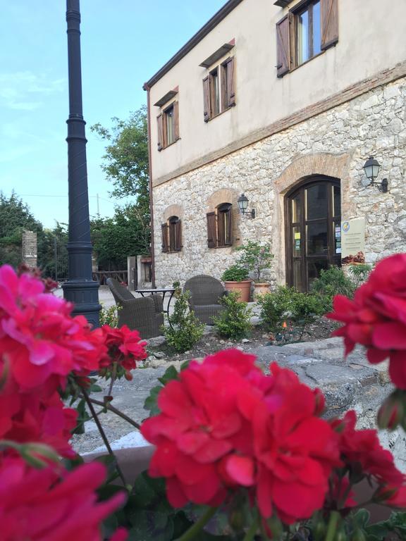 Agriturismo Sant'Agata Piana Degli Albanesi Exteriör bild