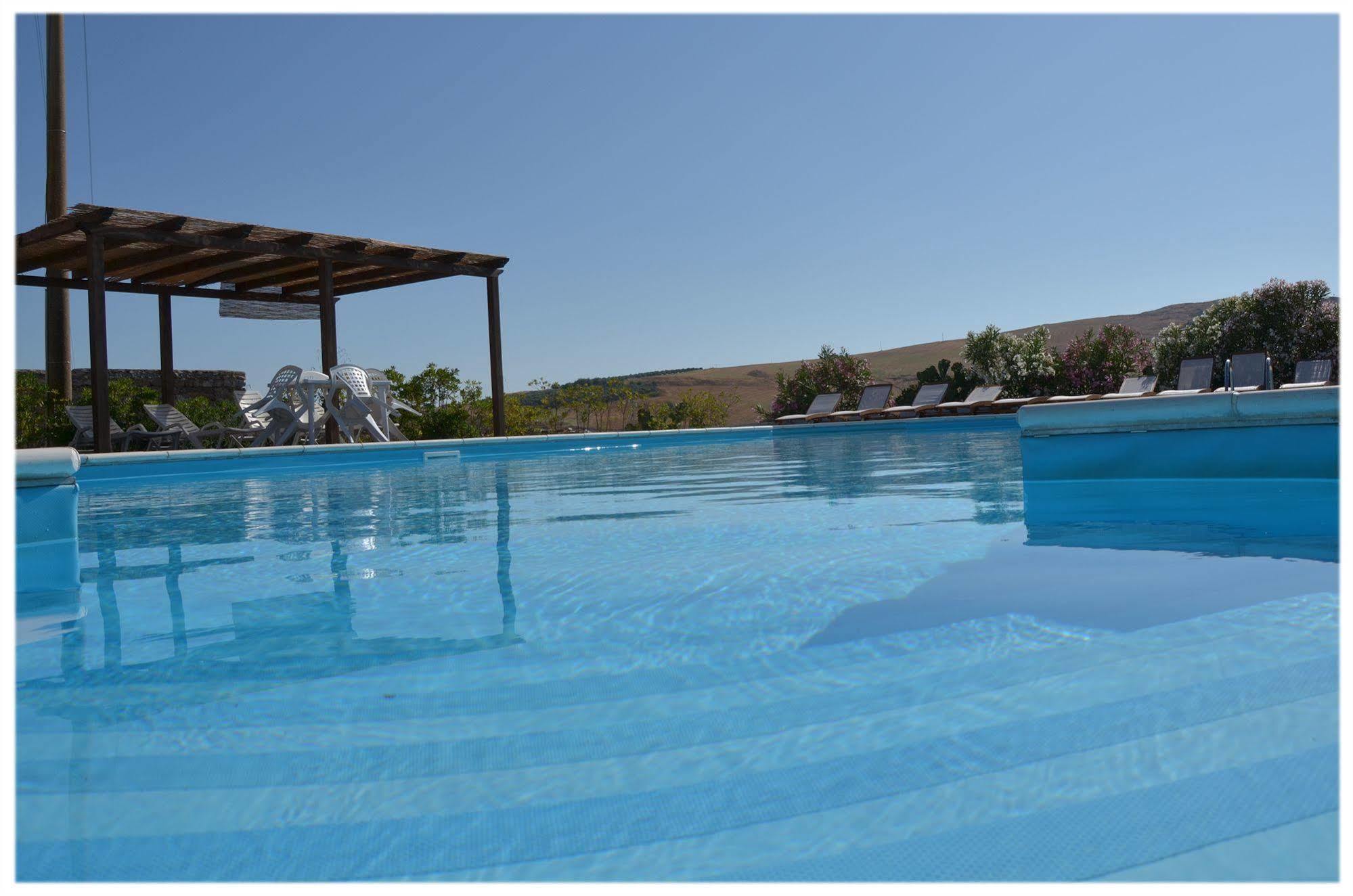 Agriturismo Sant'Agata Piana Degli Albanesi Exteriör bild