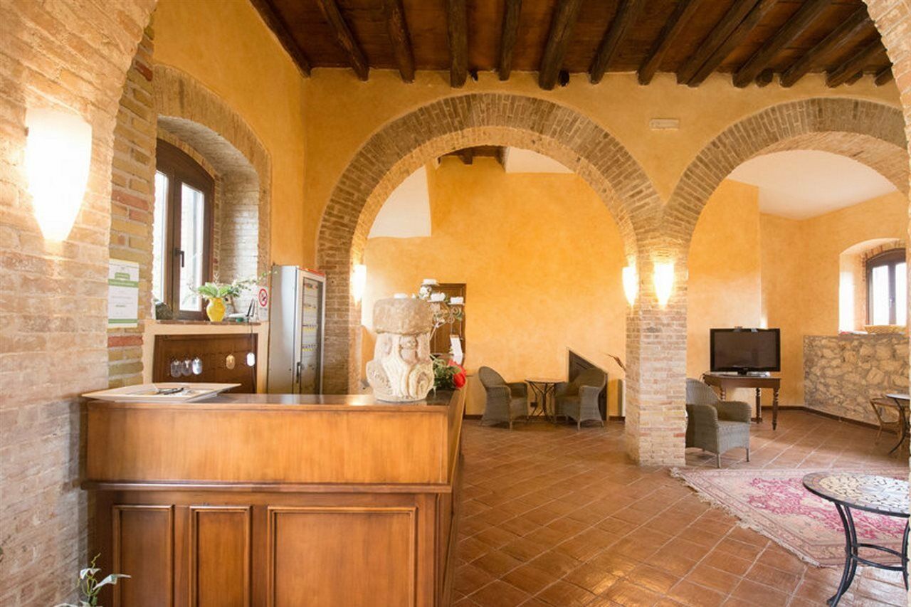 Agriturismo Sant'Agata Piana Degli Albanesi Exteriör bild